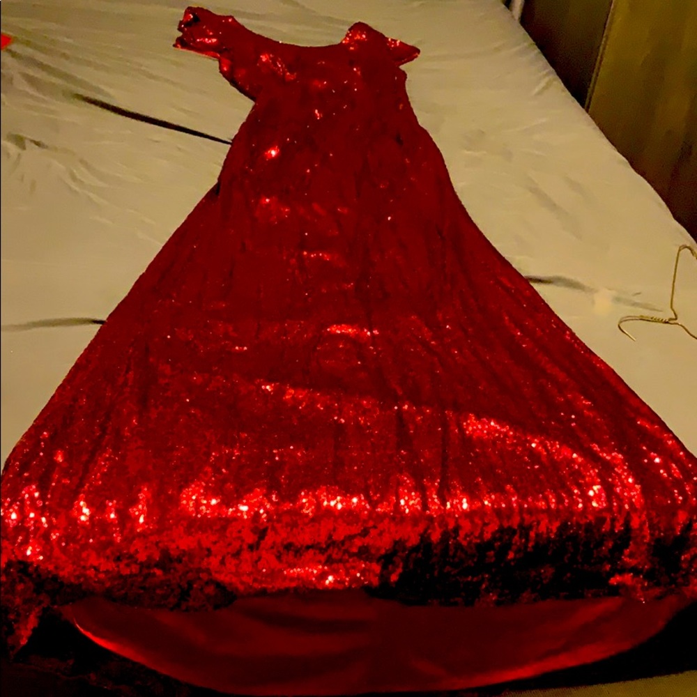 Burgundy red long dress